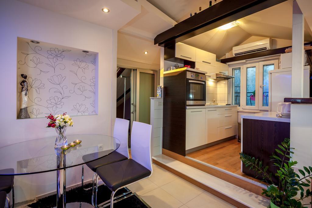 Apartment Medak Split City Center Стая снимка
